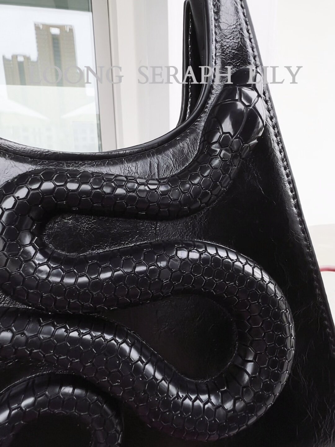 LSL Original Niche Design Chinese-Style 3D Snake Dark Edgy Gender-Neutral Genuine Leather Structured Cut Underarm Shoulder Bag - Image 2